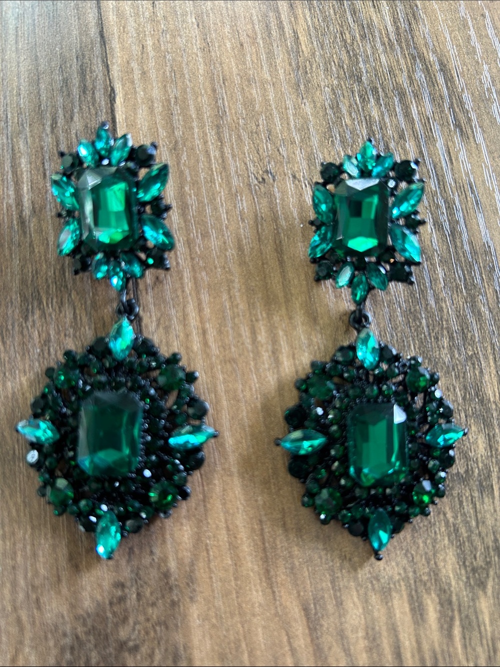 Chandelier Dangle
Earrings Green -Clip On Earrings